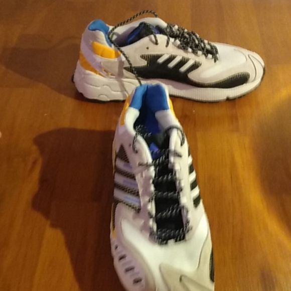 Adidas Adiprene Size US 9 1/2 - Picture 2 of 4